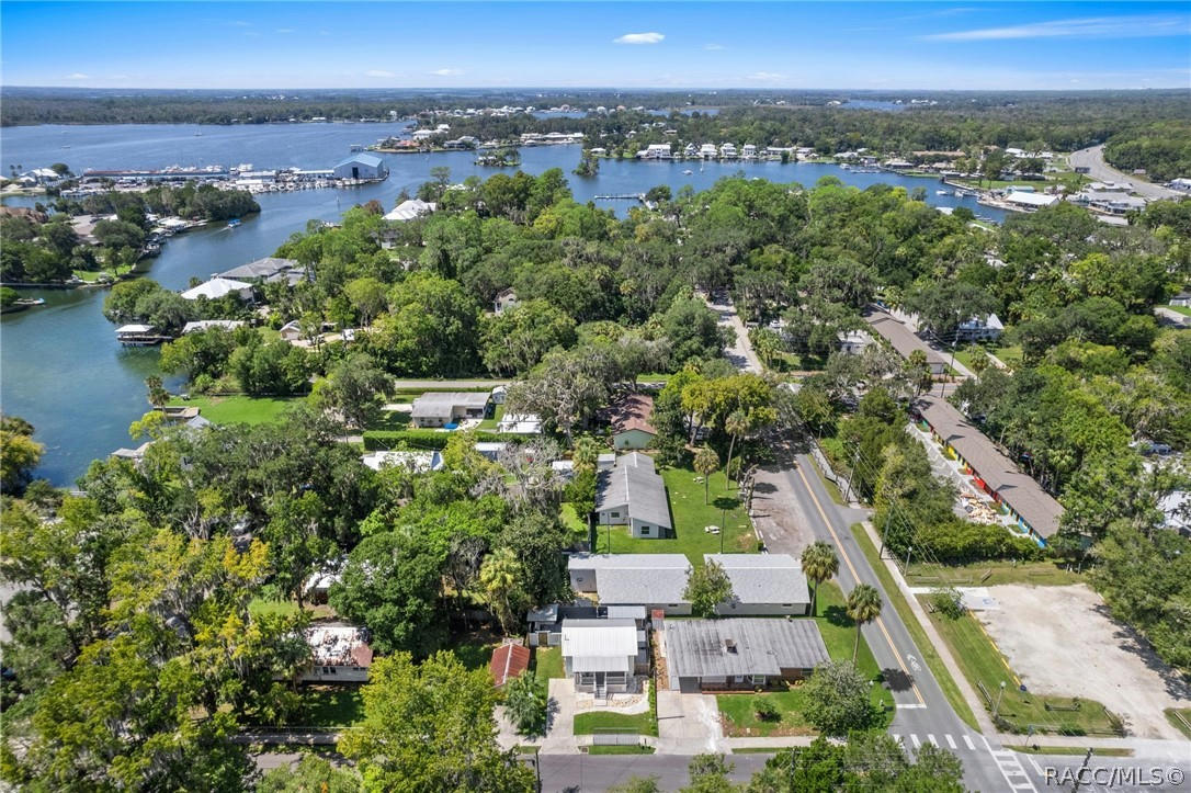 222 NE 1ST AVE, CRYSTAL RIVER, FL 34429, photo 1 of 39