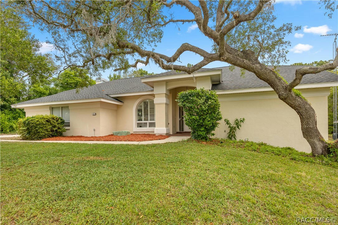 7 GRAYTWIG CT W, HOMOSASSA, FL 34446, photo 1 of 42