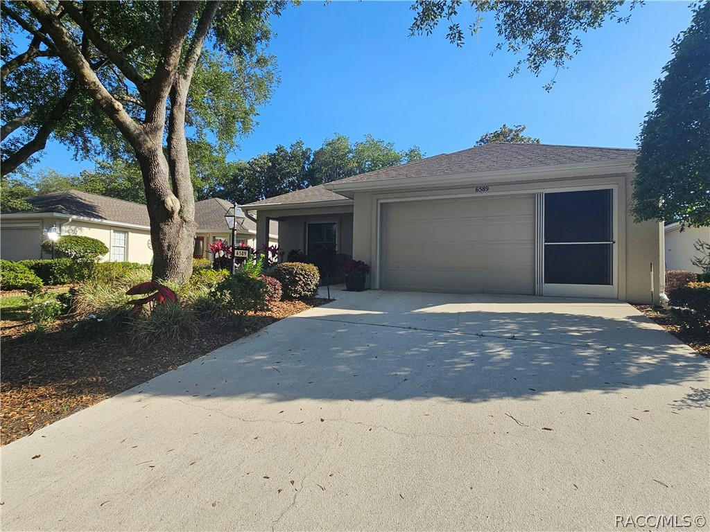 6589 W CANNONDALE DR, CRYSTAL RIVER, FL 34429, photo 1 of 57